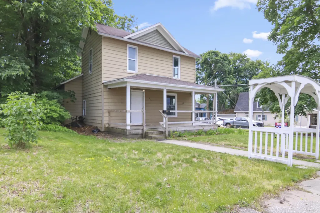 112 Howard Street Cadillac City MI 49601
