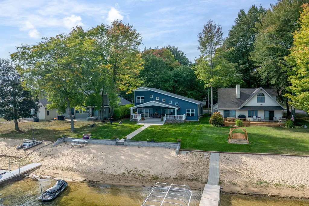 10849 1st Street Morton Township MI 49346