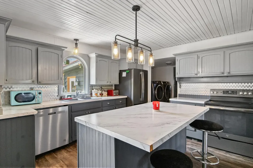 500 E 136th Street Grant Township MI 49327
