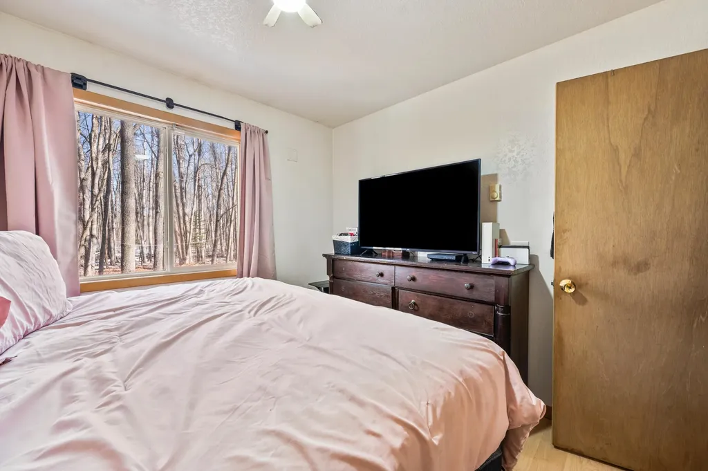 7174 Oak Hollow Trail Clare City MI 48632