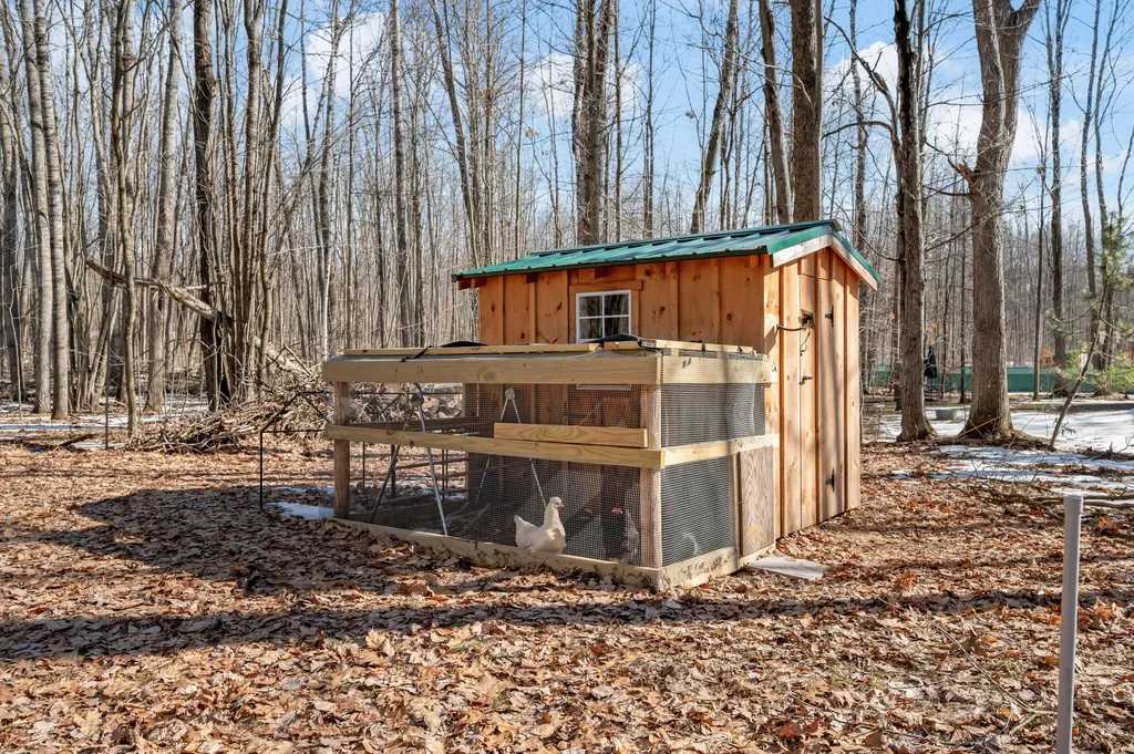 7174 Oak Hollow Trail Clare City MI 48632