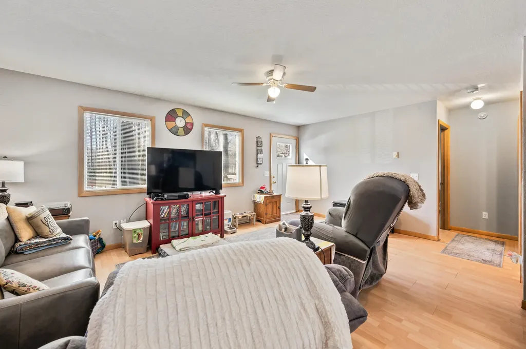7174 Oak Hollow Trail Clare City MI 48632