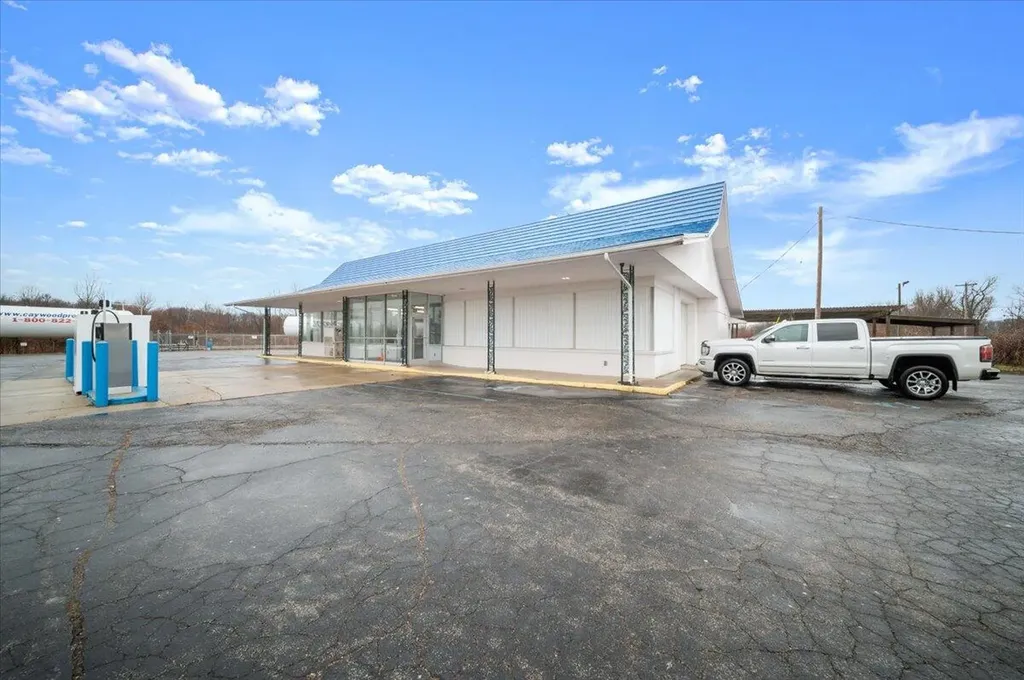 2110 N Concord Road Parma Village MI 49224