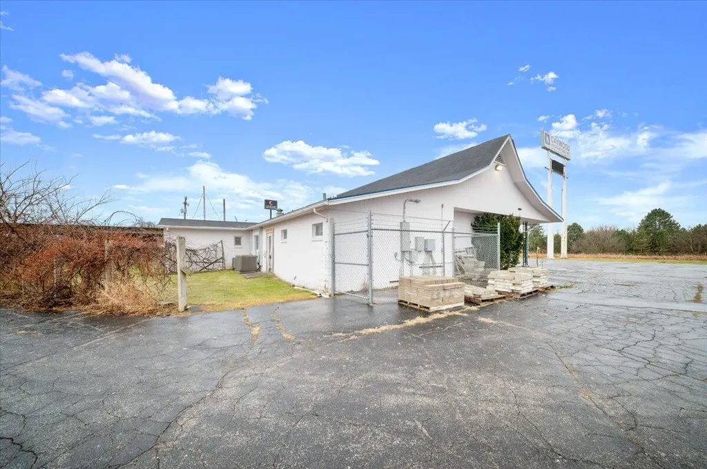 2110 N Concord Road Parma Village MI 49224