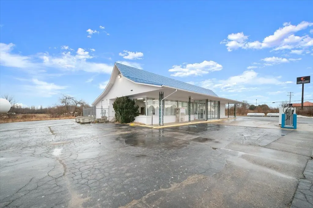 2110 N Concord Road Parma Village MI 49224