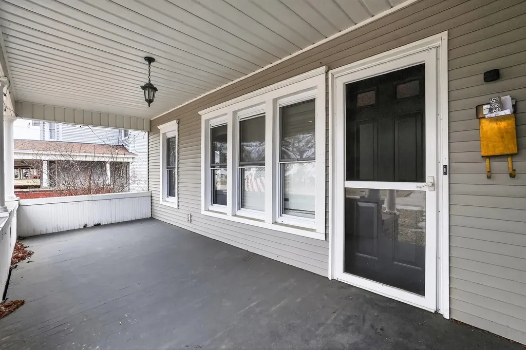 229 S Jeffery Street Ithaca City MI 48847