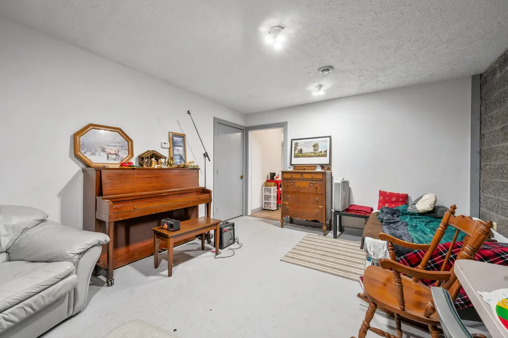18470 195th Avenue Green Charter Township MI 49307