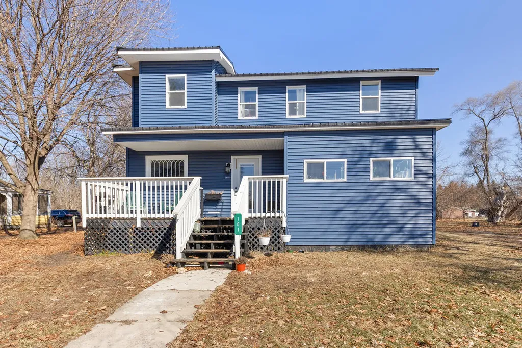 101 River Court St. Louis City MI 48880
