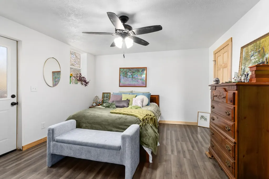 101 River Court St. Louis City MI 48880