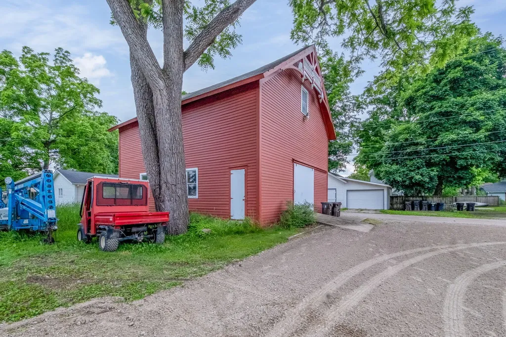 414 Maple Street Big Rapids City MI 49307