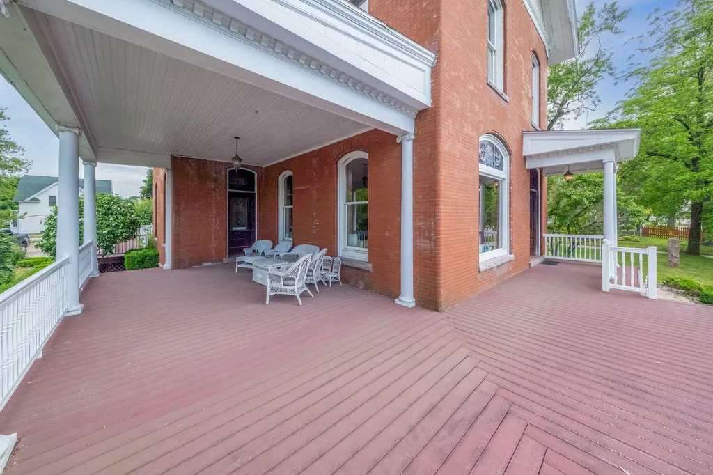 414 Maple Street Big Rapids City MI 49307