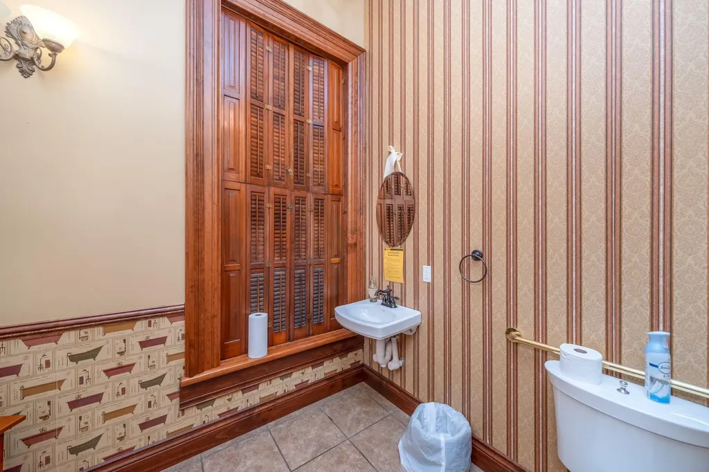 414 Maple Street Big Rapids City MI 49307