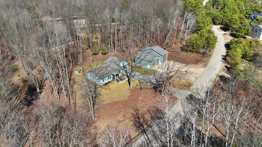 6076 Cedar Trace Morton Township MI 49346