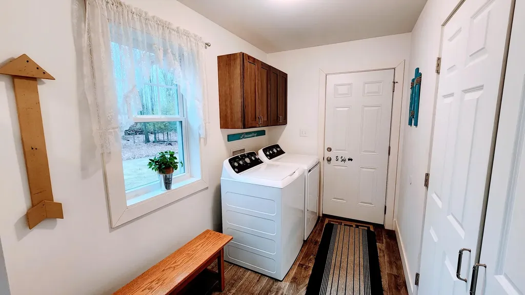 6076 Cedar Trace Morton Township MI 49346