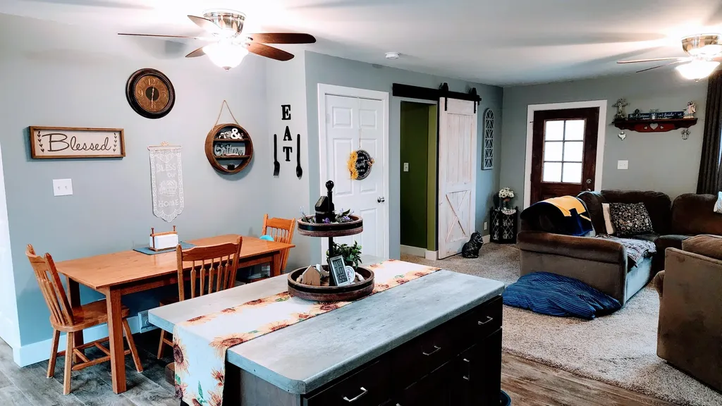 6076 Cedar Trace Morton Township MI 49346