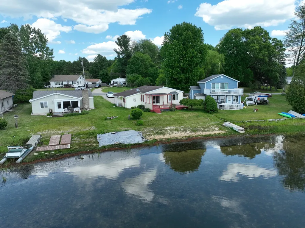 12515 S Rosemary Avenue Ashland Township MI 49327