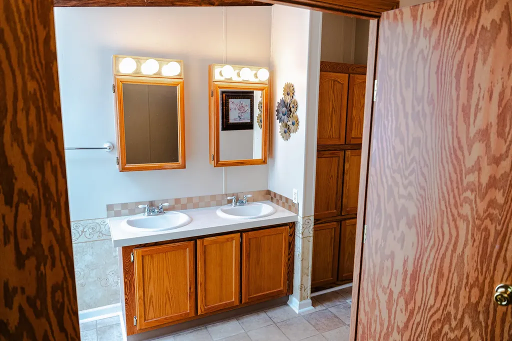 12515 S Rosemary Avenue Ashland Township MI 49327