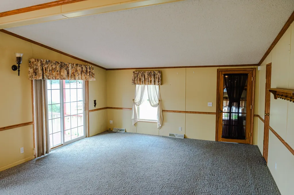 12515 S Rosemary Avenue Ashland Township MI 49327