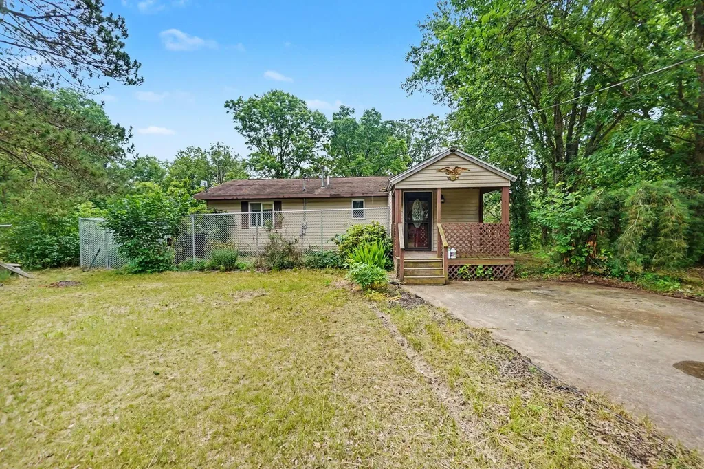17065 Old Logging Road Green Charter Township MI 49639