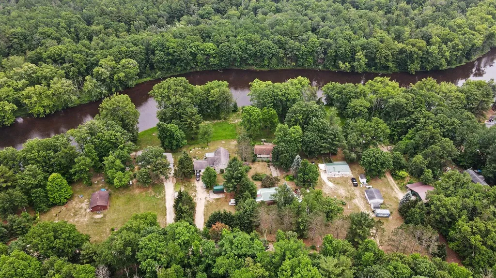 17065 Old Logging Road Green Charter Township MI 49639