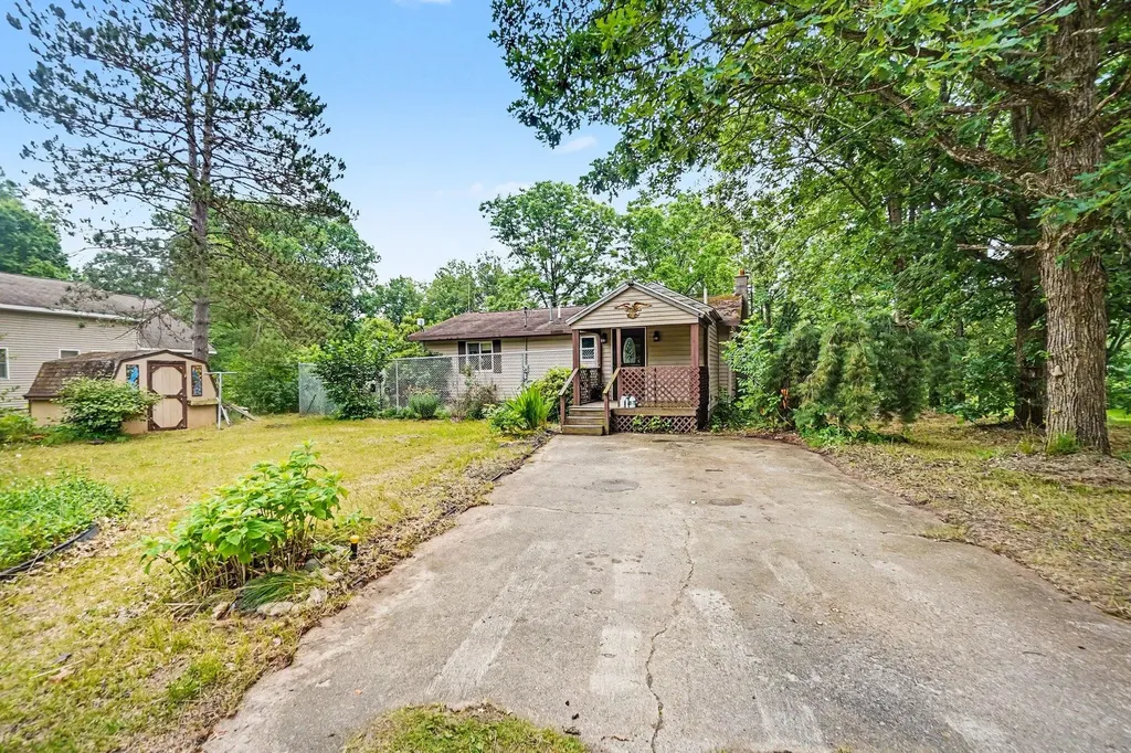 17065 Old Logging Road Green Charter Township MI 49639