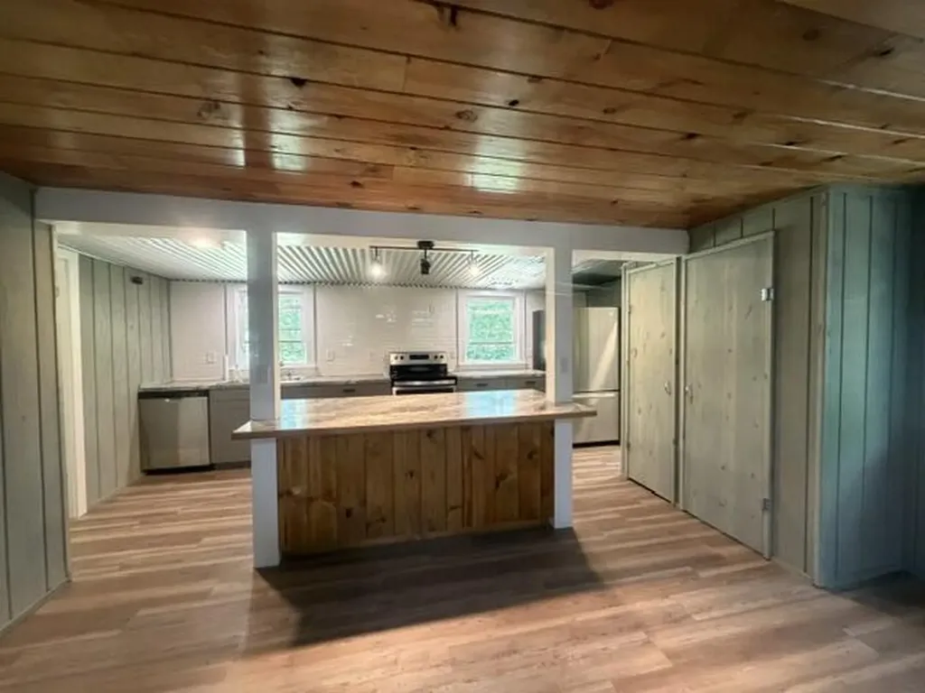 8966 N 26th Avenue Merrill Township MI 49309