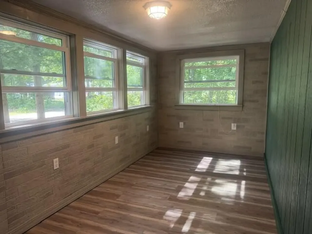 8966 N 26th Avenue Merrill Township MI 49309