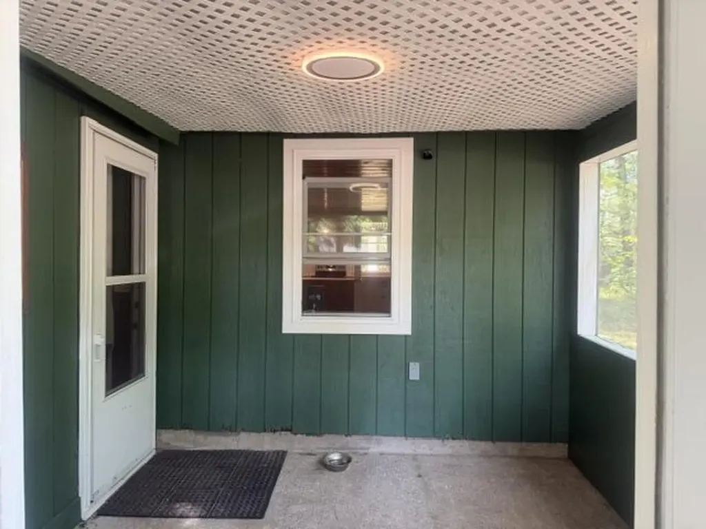 8966 N 26th Avenue Merrill Township MI 49309