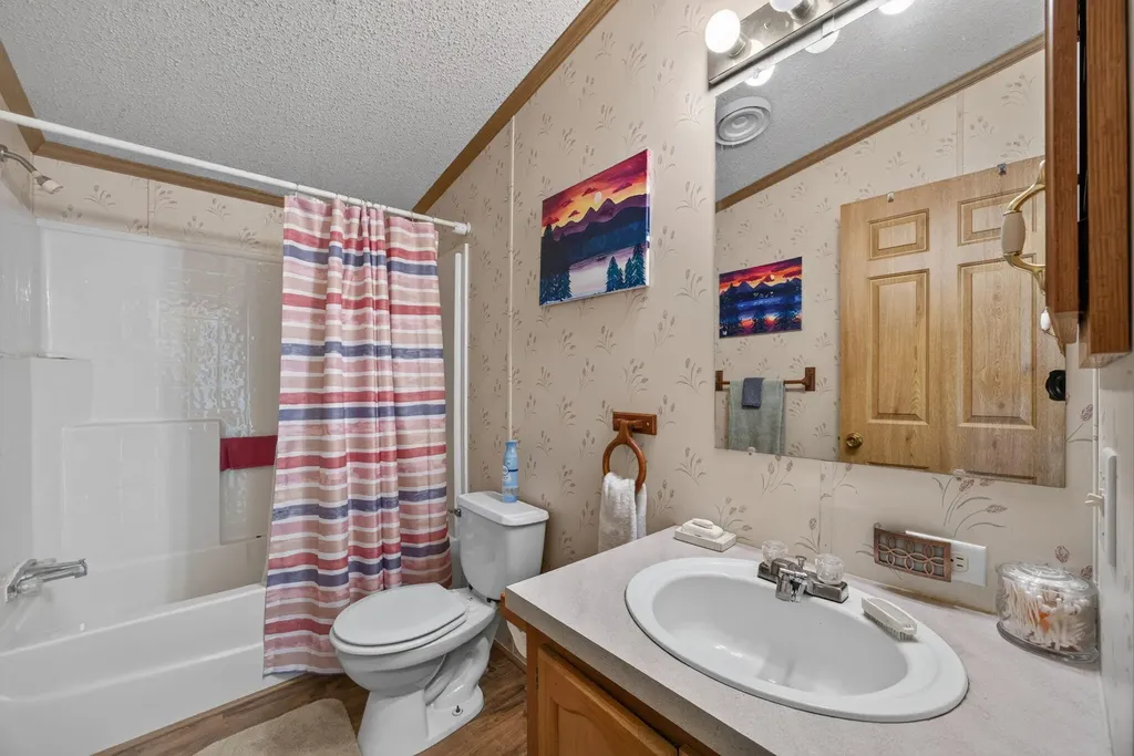 6178 Meredith Grade Road Franklin Township MI 48625