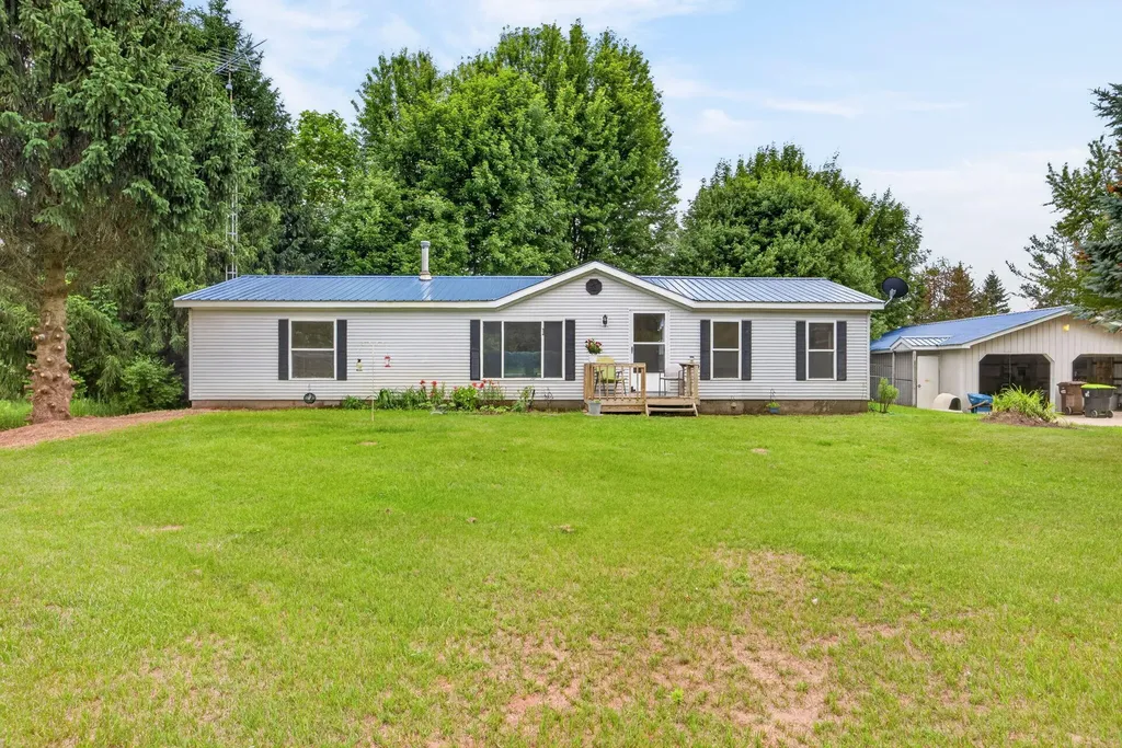 6178 Meredith Grade Road Franklin Township MI 48625