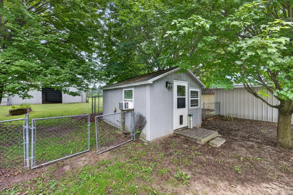 6178 Meredith Grade Road Franklin Township MI 48625