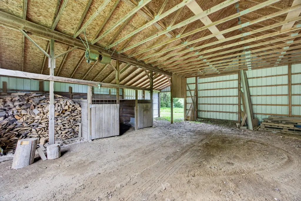 6178 Meredith Grade Road Franklin Township MI 48625