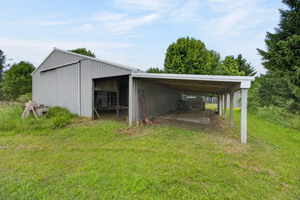 6178 Meredith Grade Road Franklin Township MI 48625