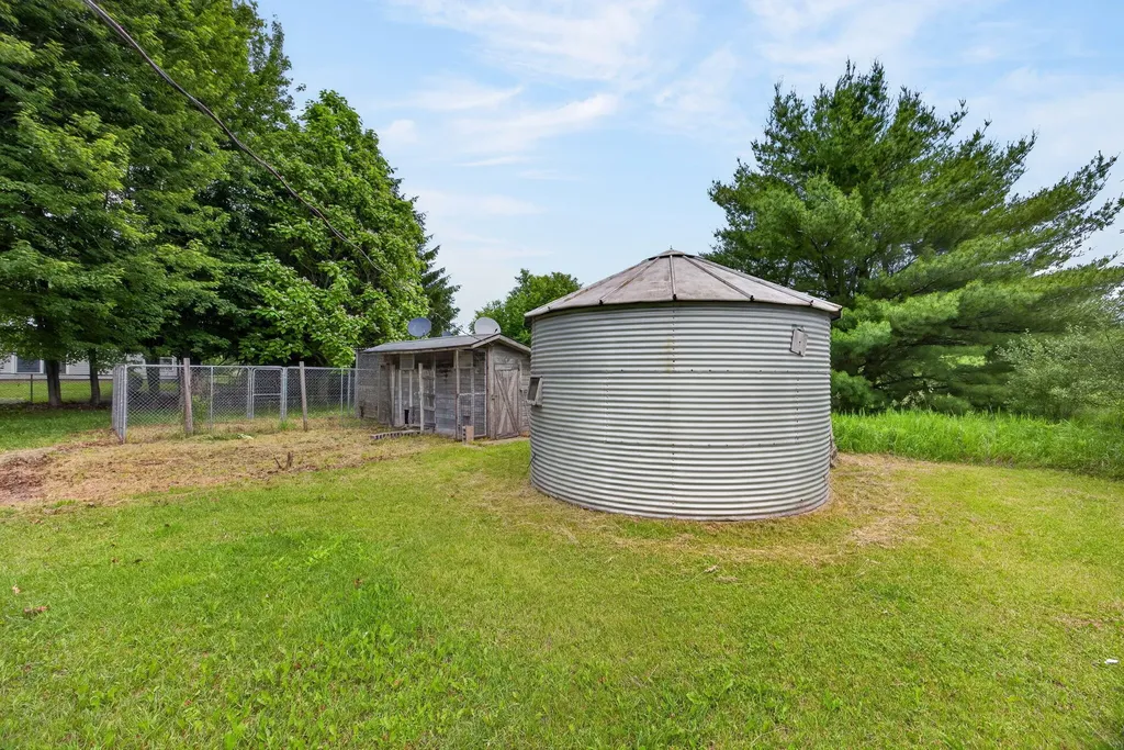 6178 Meredith Grade Road Franklin Township MI 48625