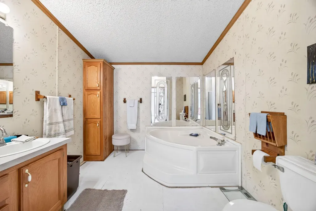 6178 Meredith Grade Road Franklin Township MI 48625