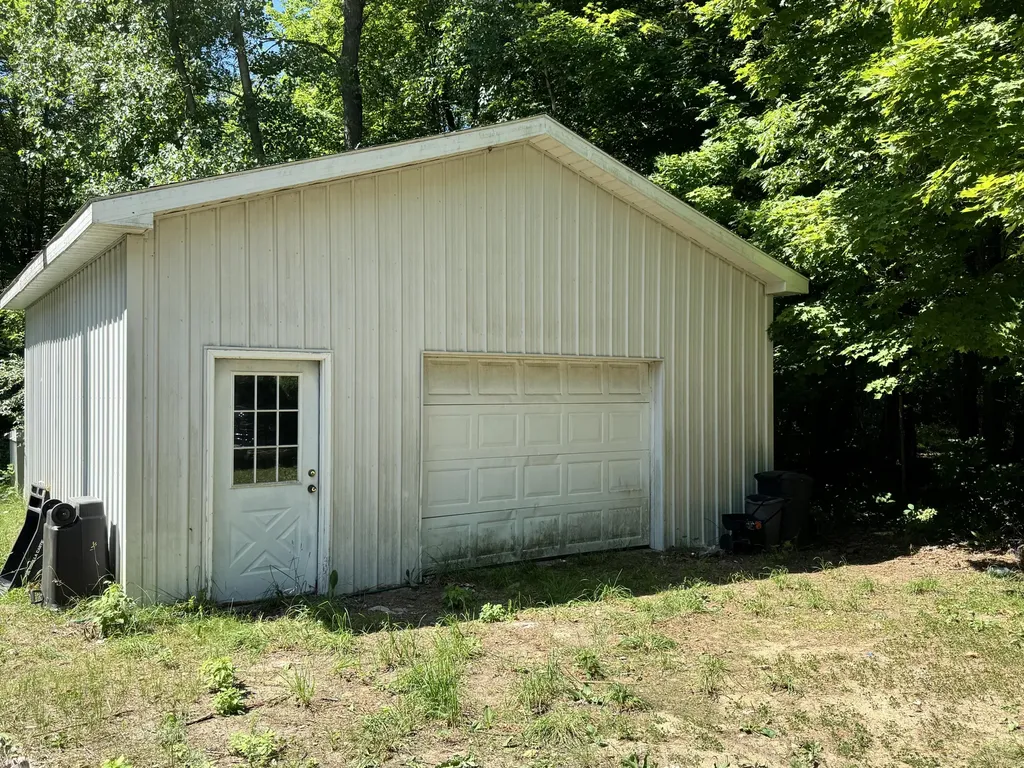 15075 Pierce Road Austin Township MI 49346