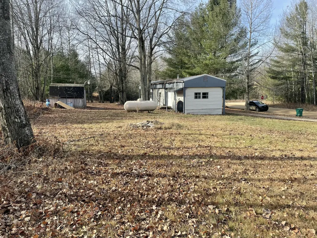 4979 21 Mile Road Marion Township MI 49665