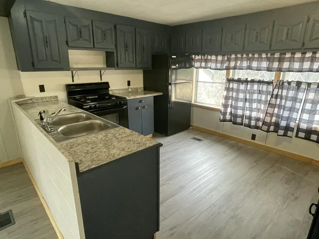4979 21 Mile Road Marion Township MI 49665