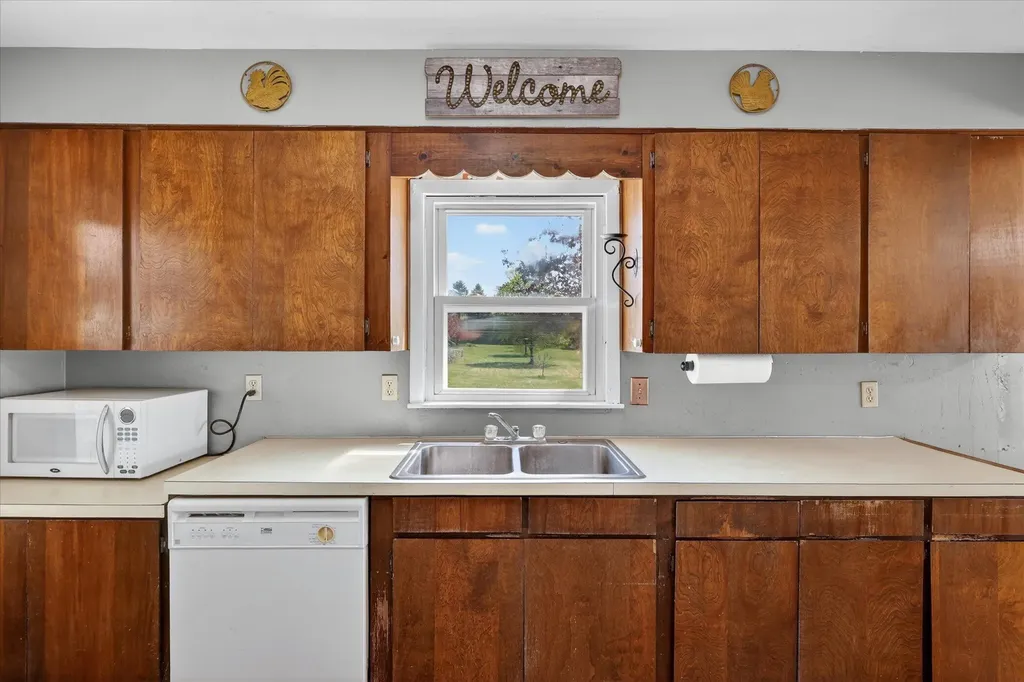 261 19 Mile Road NE Solon Township MI 49319