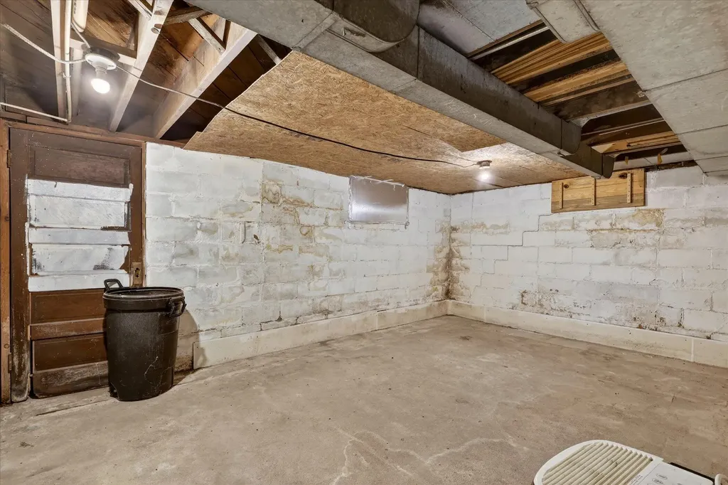 261 19 Mile Road NE Solon Township MI 49319