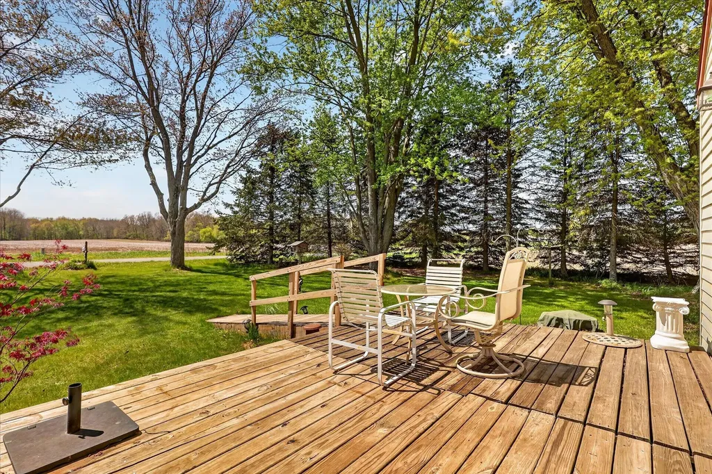 261 19 Mile Road NE Solon Township MI 49319