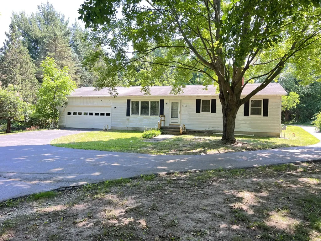 7260 Childsdale Avenue NE Plainfield Charter Township MI 49341