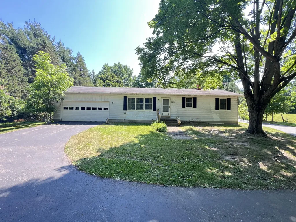 7260 Childsdale Avenue NE Plainfield Charter Township MI 49341