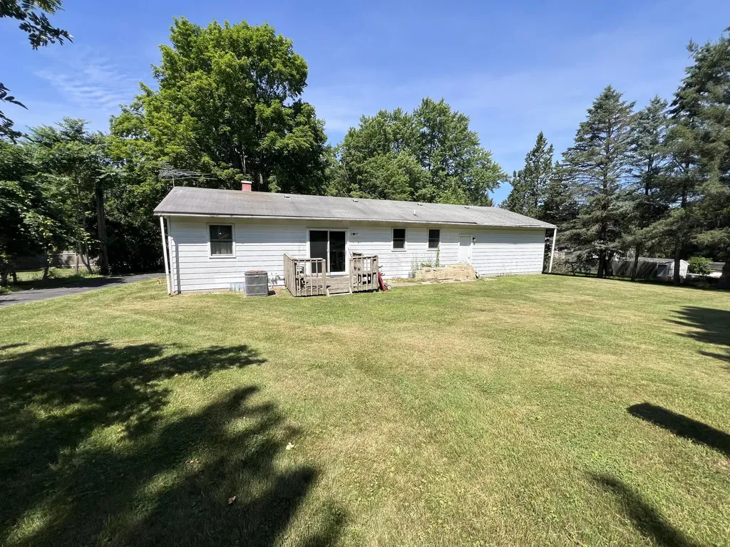 7260 Childsdale Avenue NE Plainfield Charter Township MI 49341