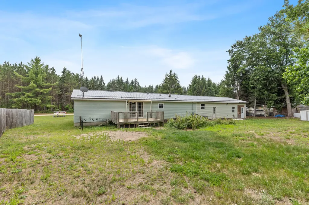 18720 Stonehouse Road Green Charter Township MI 49639