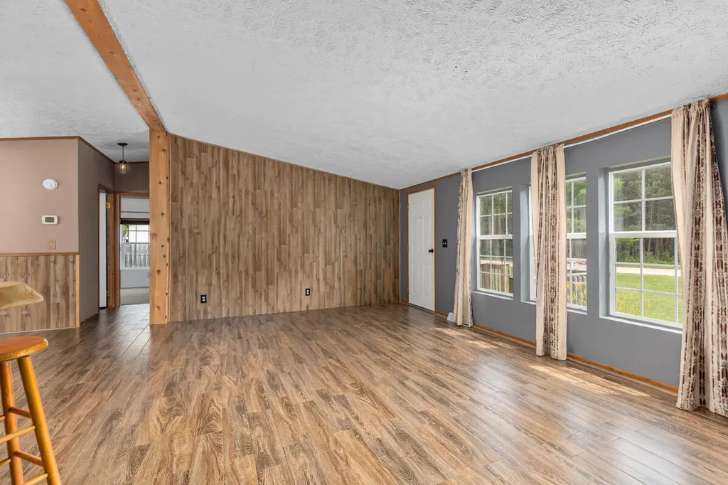18720 Stonehouse Road Green Charter Township MI 49639