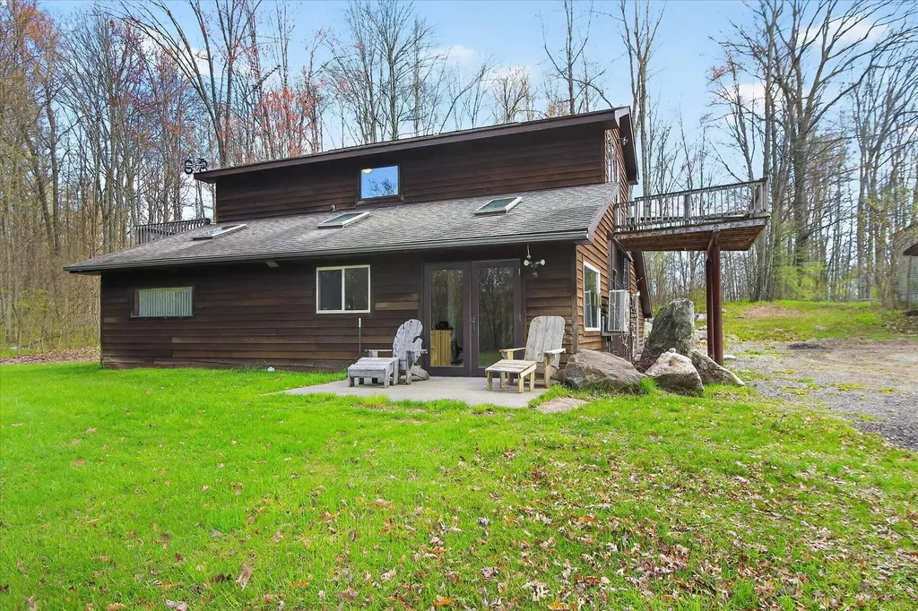 17099 Sierra Drive Colfax Township MI 49307