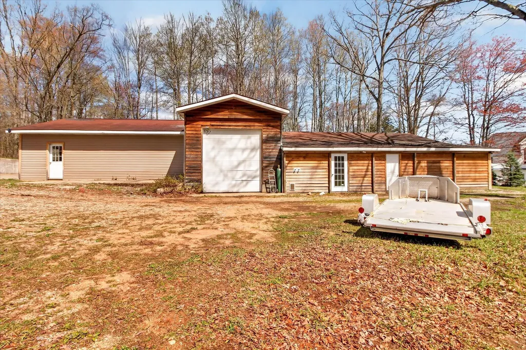 17099 Sierra Drive Colfax Township MI 49307