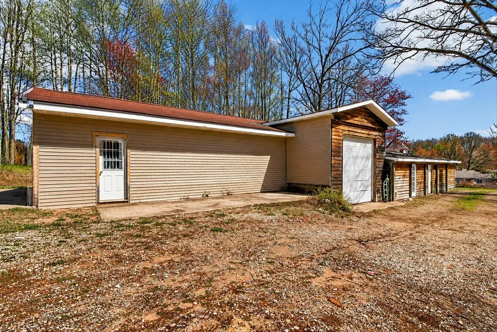 17099 Sierra Drive Colfax Township MI 49307
