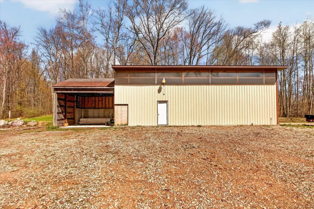 17099 Sierra Drive Colfax Township MI 49307